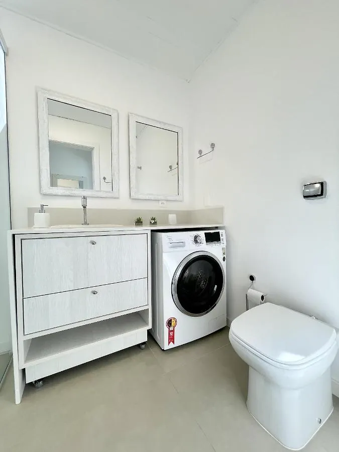 Belo Apto Com Churrasqueira A 100M Da Praia Florianopolis Apartment